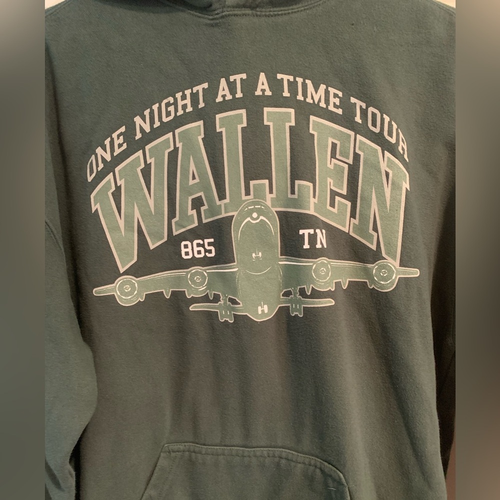 Morgan Wallen One Night At A Time Green Fleece Hoodie Pullover Size M - Picture 2 of 6